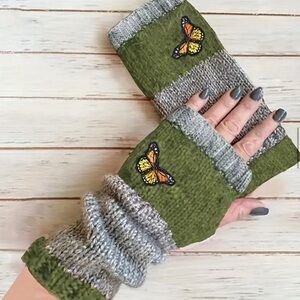 Long Fingerless Knitted Gloves Butterfly Green OS